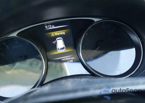 2015 Nissan Rogue Sv z USA, uszkodzony, nr VIN 5N1AT2MV1FC920736